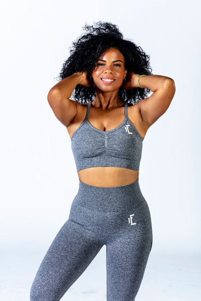 The grey workout scrunch sports bra is soft and flexible and provides the right amount of support you need. #color_grey