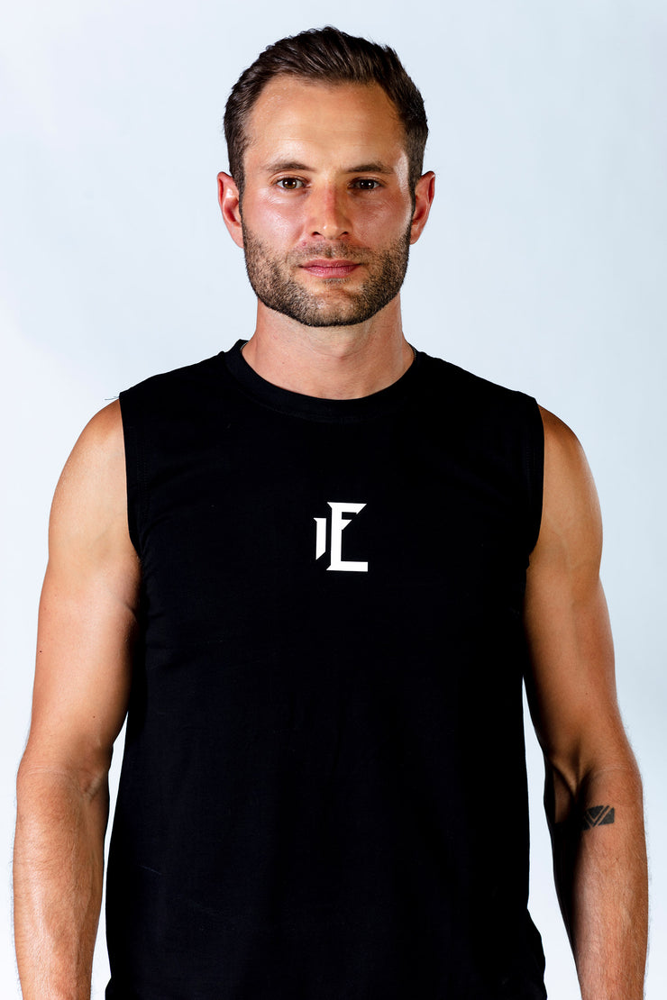The 1Enemy gym tank tops for men are engineered to keep up with even your toughest workout. The soft material, sleeveless design and regular fit combine to help you train with more range of motion and freedom. 