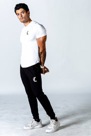 These black joggers for men are perfect before, during, or after your training sesh. Making sure you are comfortable and supported, these joggers are made from a soft, durable material to endure any activity.#color_black