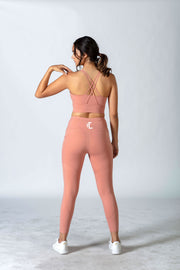 Combine fashion and function with 1Enemy's women's cargo gym leggings with pockets to enhance every workout.  #color_dusty-rose